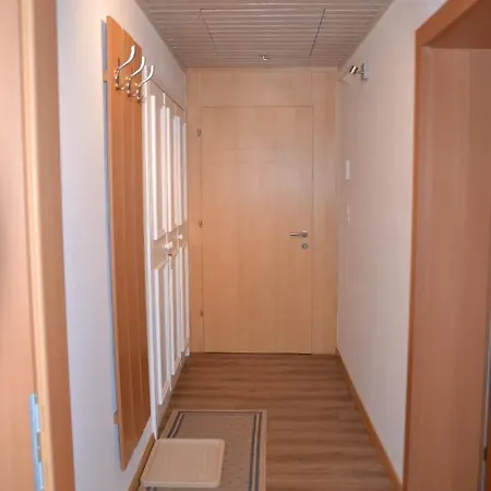 Hoellwerth *